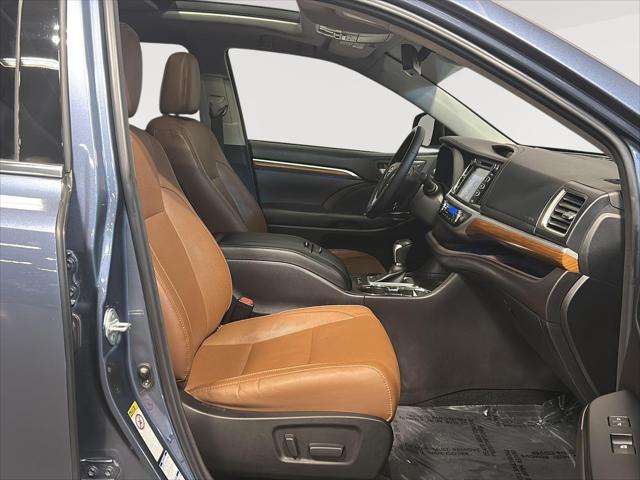 2018 Toyota Highlander Limited Platinum