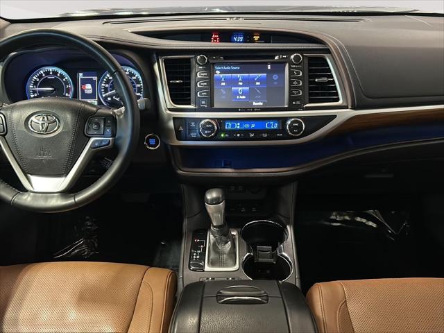 2018 Toyota Highlander Limited Platinum