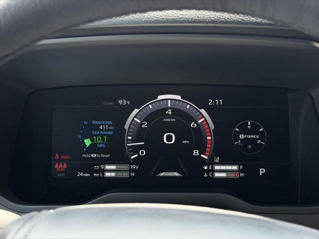 2026 Toyota Tundra Limited CrewMax 5.5' Bed