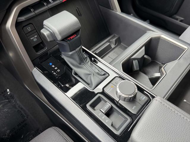 2026 Toyota Tundra SR5 CrewMax 5.5' Bed
