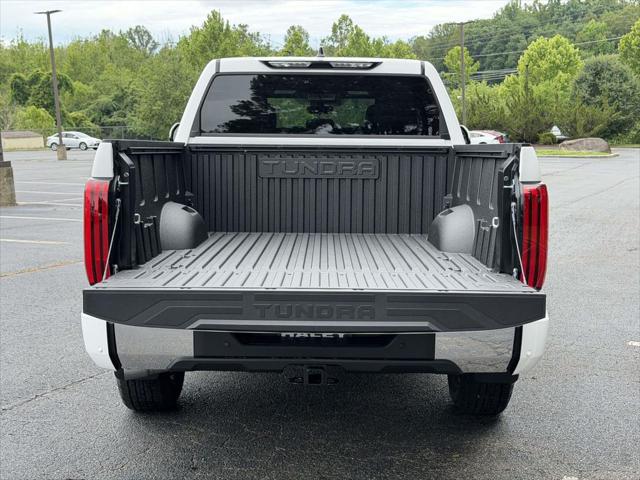 2026 Toyota Tundra SR5 CrewMax 5.5' Bed