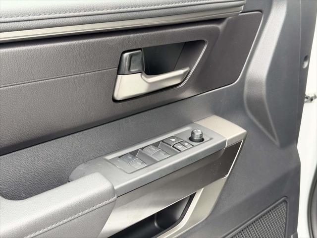 2026 Toyota Tundra SR5 CrewMax 5.5' Bed