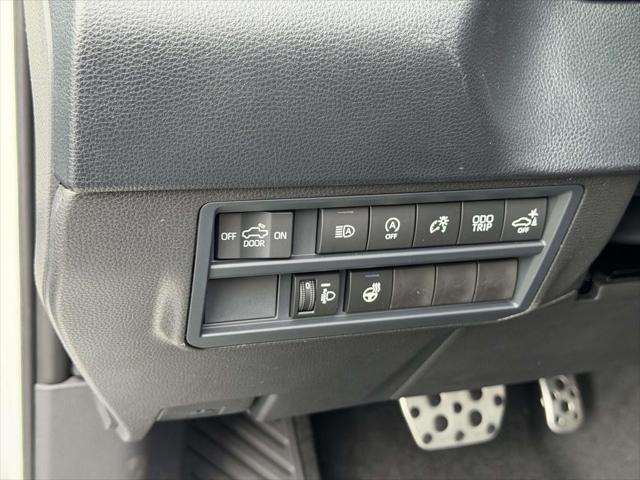 2026 Toyota Tundra SR5 CrewMax 5.5' Bed