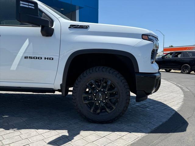 2026 Chevrolet Silverado 2500HD Crew Cab, Standard Bed, LT, 4WD
