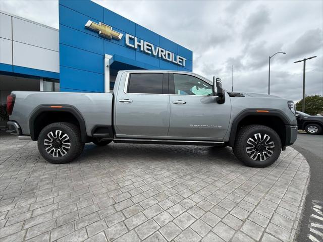 2026 GMC Sierra 2500HD Crew Cab, Standard Bed, Denali Ultimate, 4WD