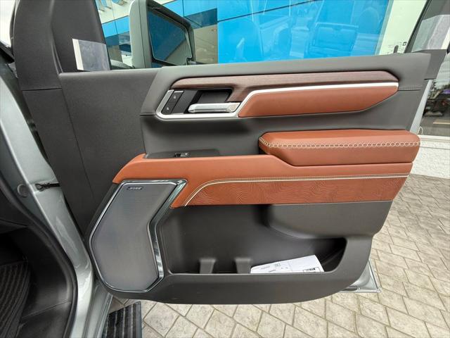 2026 GMC Sierra 2500HD Crew Cab, Standard Bed, Denali Ultimate, 4WD
