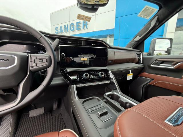 2026 GMC Sierra 2500HD Crew Cab, Standard Bed, Denali Ultimate, 4WD