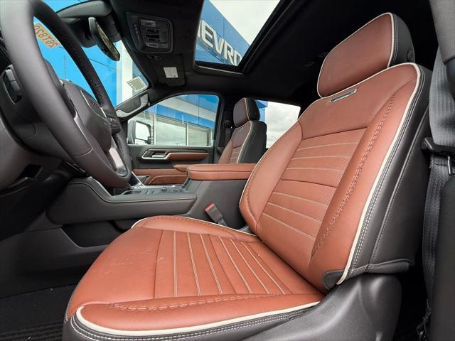 2026 GMC Sierra 2500HD Crew Cab, Standard Bed, Denali Ultimate, 4WD