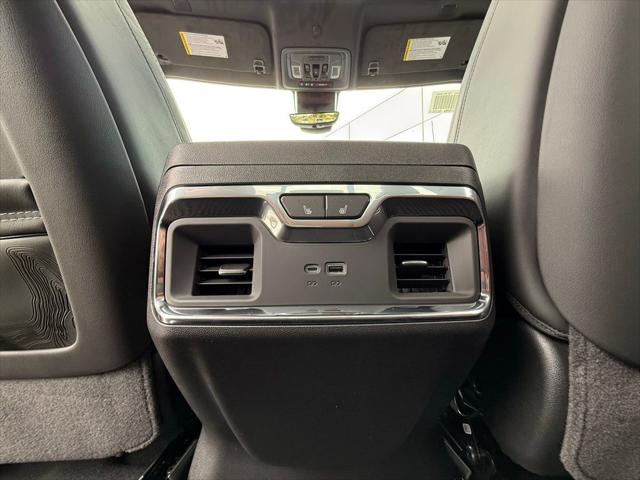 2026 GMC Sierra 2500HD Crew Cab, Standard Bed, Denali Ultimate, 4WD