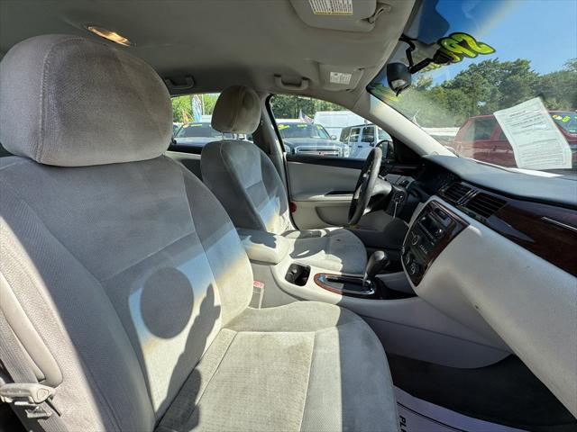 2011 Chevrolet Impala LS