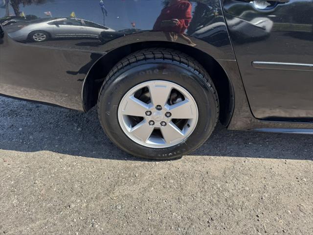 2011 Chevrolet Impala LS