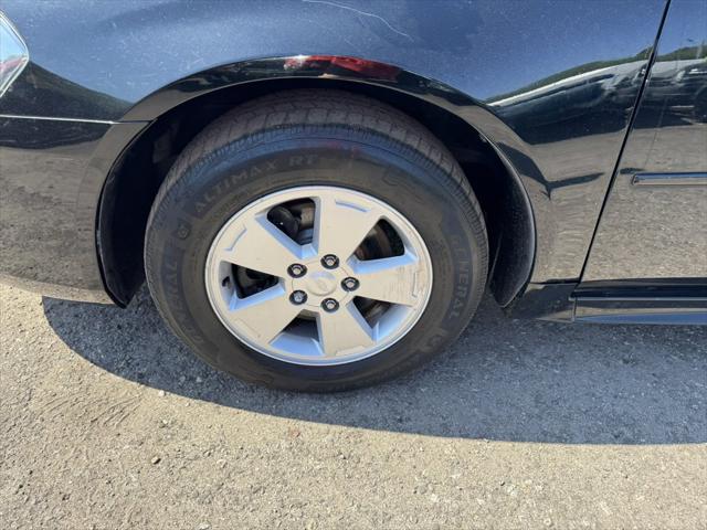 2011 Chevrolet Impala LS