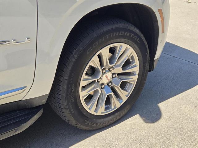 2025 GMC Yukon 4WD Denali