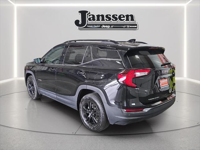 2024 GMC Terrain AWD AT4