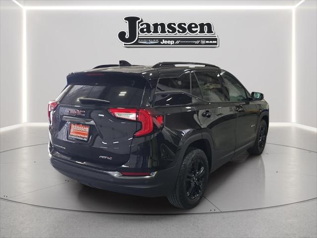 2024 GMC Terrain AWD AT4