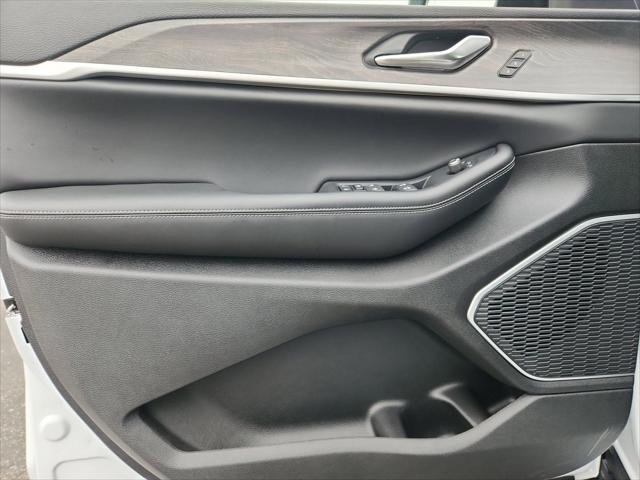 2026 Jeep Grand Cherokee L Limited 4x2