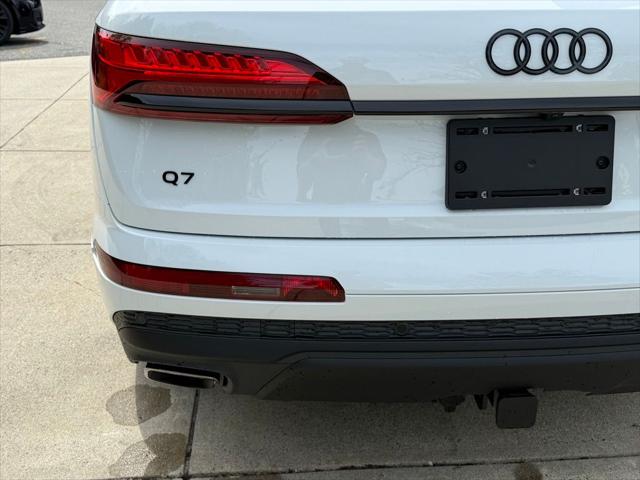2026 Audi Q7 Premium 45 TFSI quattro tiptronic