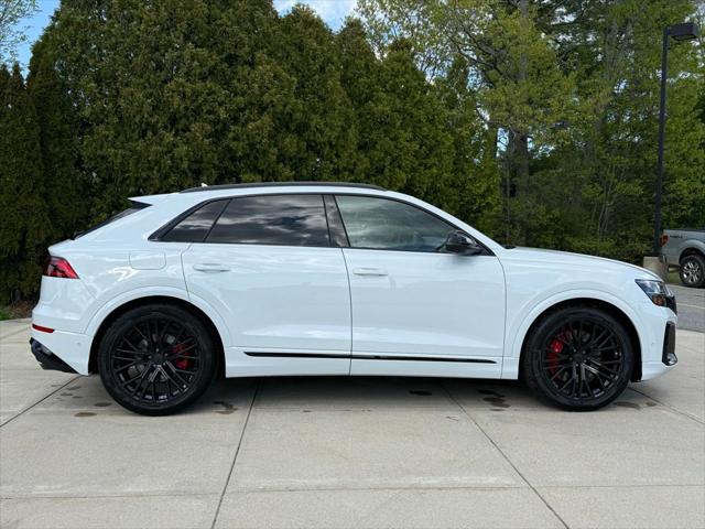 2026 Audi SQ8 Premium Plus TFSI quattro Tiptronic