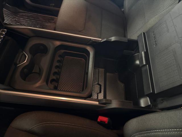 2023 Ram 1500 Big Horn Crew Cab 4x4 5'7" Box