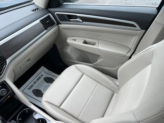 2023 Volkswagen Atlas 3.6L V6 SE w/Technology