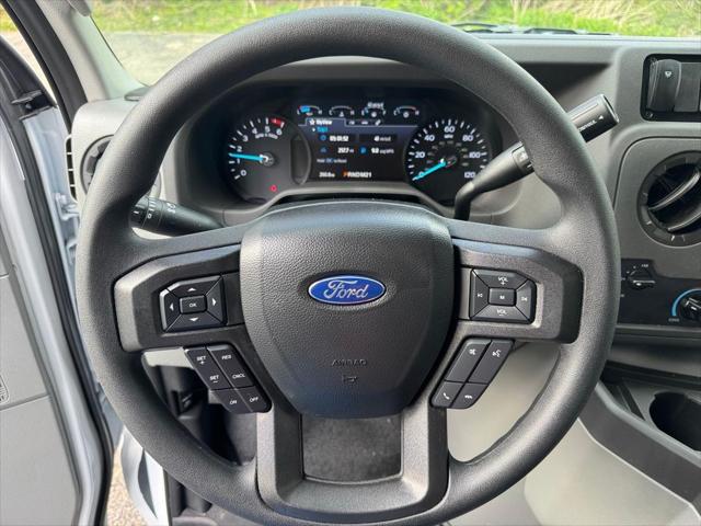 2027 Ford E-Series Cutaway Base