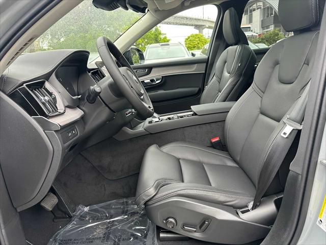 2026 Volvo XC90 Plug-In Hybrid Ultra Dark Theme, T8 AWD, Electric/Gasoline, 7 Seats