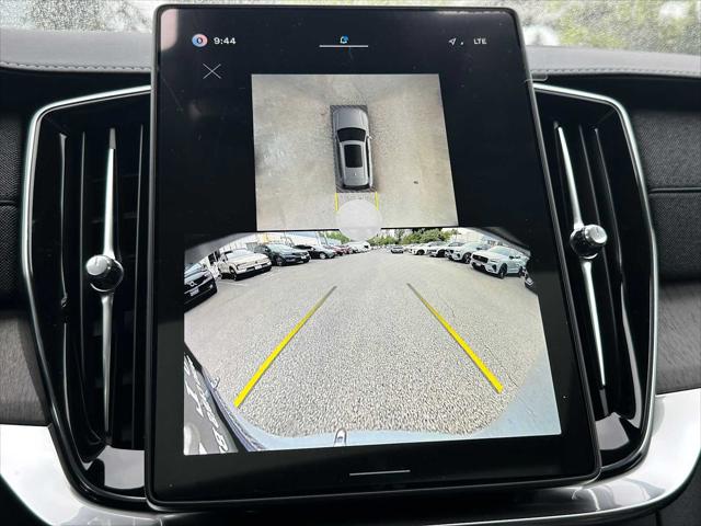 2026 Volvo XC90 Plug-In Hybrid Ultra Dark Theme, T8 AWD, Electric/Gasoline, 7 Seats