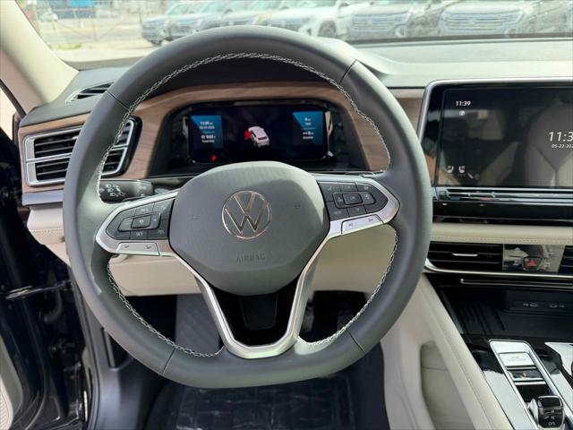 2026 Volkswagen Atlas SE with Technology
