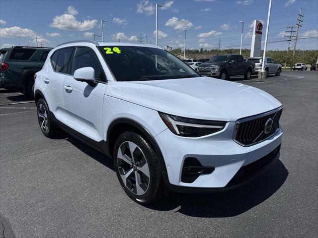 2024 Volvo XC40 B5 Plus Bright Theme for sale in DuBois, PA