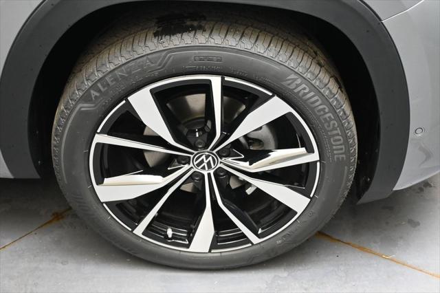 2026 Volkswagen Atlas Cross Sport SEL Premium R-Line