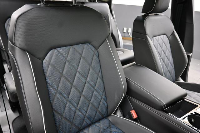 2026 Volkswagen Atlas Cross Sport SEL Premium R-Line