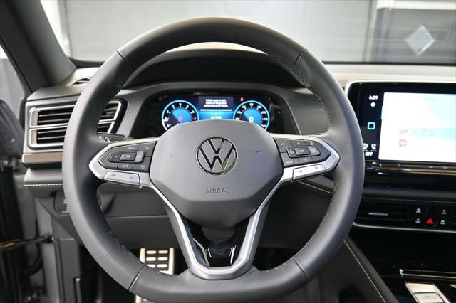 2026 Volkswagen Atlas Cross Sport SEL Premium R-Line