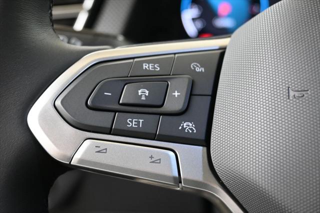 2026 Volkswagen Atlas Cross Sport SEL Premium R-Line