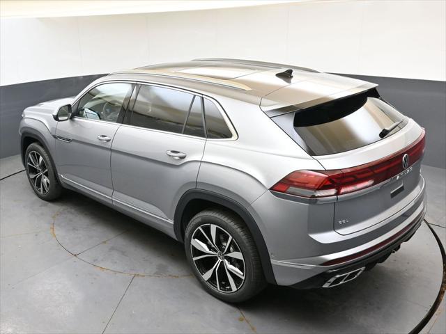2026 Volkswagen Atlas Cross Sport SEL Premium R-Line