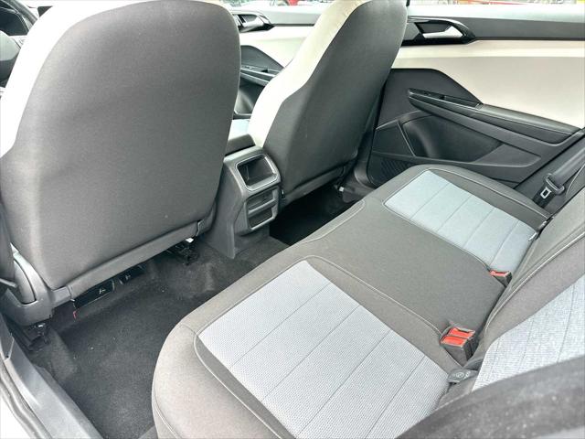 2025 Volkswagen Taos 1.5T S