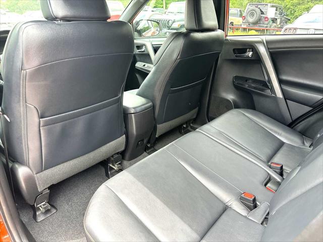2016 Toyota RAV4 SE