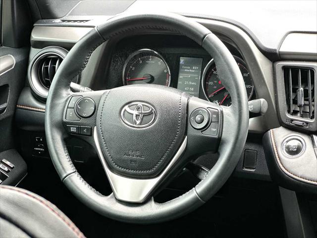 2016 Toyota RAV4 SE