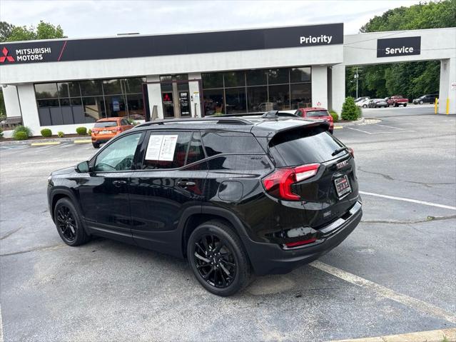 2023 GMC Terrain FWD SLT
