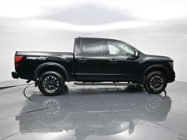 2024 Nissan Titan Crew Cab PRO-4X 4x4