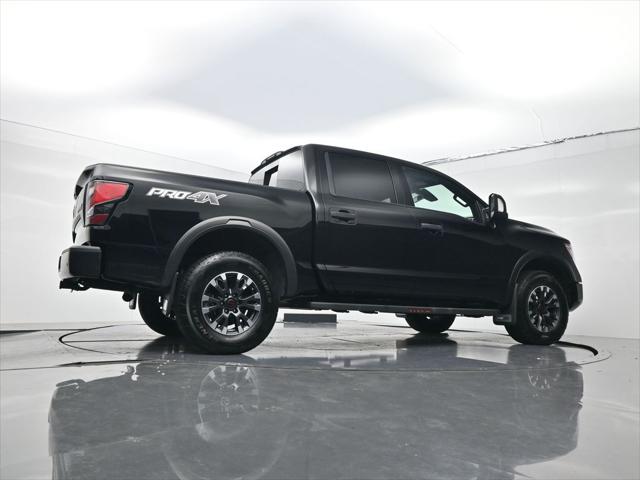 2024 Nissan Titan Crew Cab PRO-4X 4x4