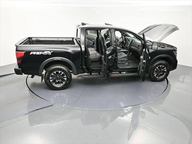 2024 Nissan Titan Crew Cab PRO-4X 4x4