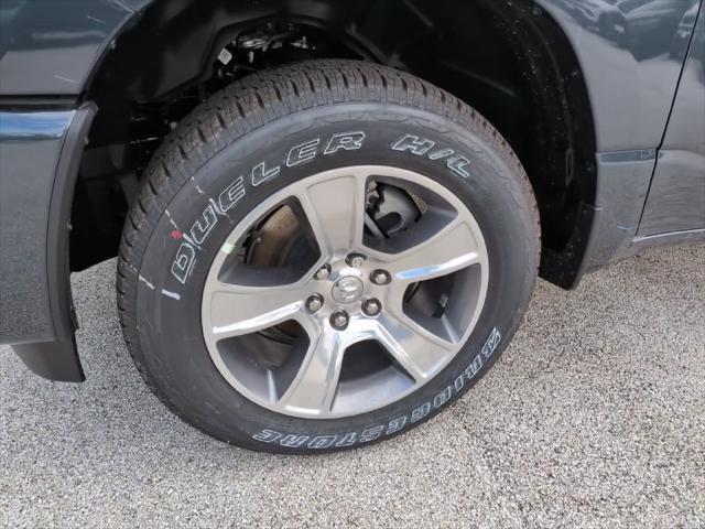2026 Ram 1500 Express Crew Cab 4x4 57 Box