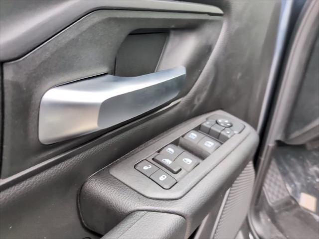 2026 Ram 1500 Express Crew Cab 4x4 57 Box