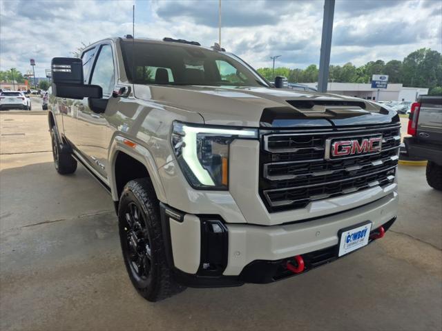 2026 GMC Sierra 2500HD Crew Cab, Standard Bed, AT4, 4WD