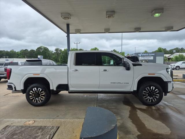 2026 GMC Sierra 2500HD Crew Cab, Standard Bed, Denali Ultimate, 4WD