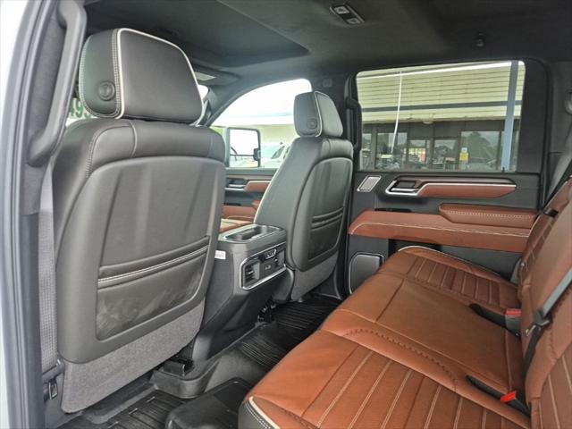 2026 GMC Sierra 2500HD Crew Cab, Standard Bed, Denali Ultimate, 4WD