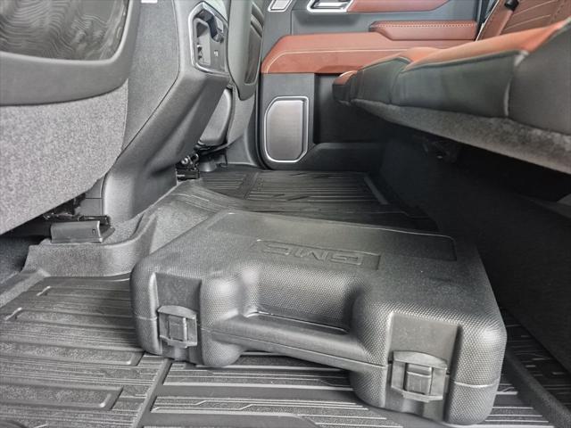 2026 GMC Sierra 2500HD Crew Cab, Standard Bed, Denali Ultimate, 4WD