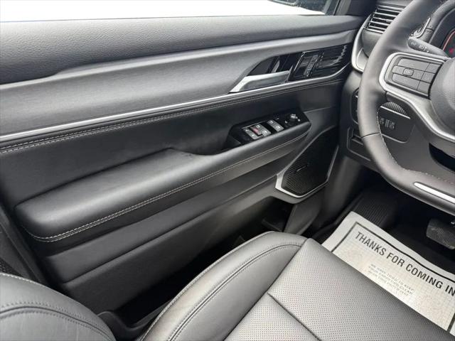 2026 Jeep Grand Wagoneer Upland