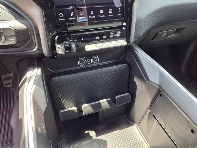 2026 Ram 3500 Big Horn Crew Cab 4x4 8 Box