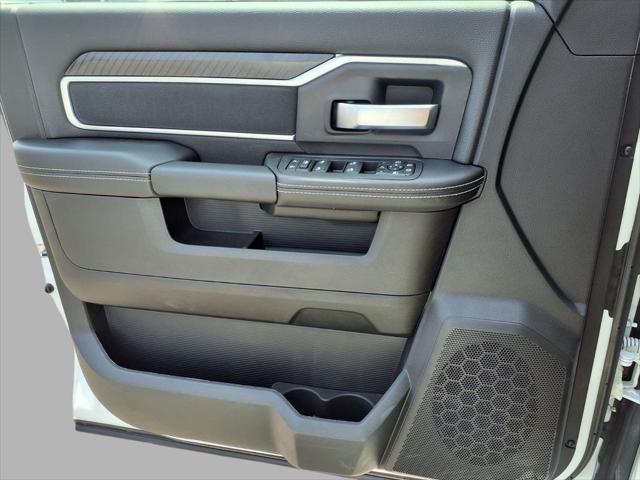 2026 Ram 3500 Big Horn Crew Cab 4x4 8 Box